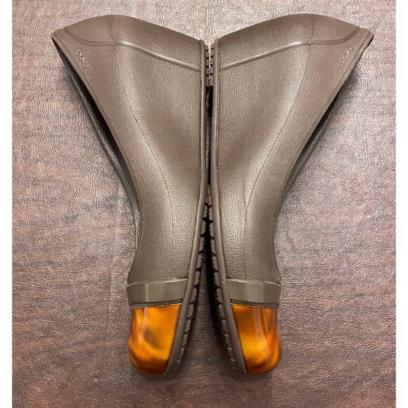Crocs Brown Wedge Heels with Tortoiseshell‎ Cap Toe Size 8 Women’s Career Office - Picture 4 of 8
